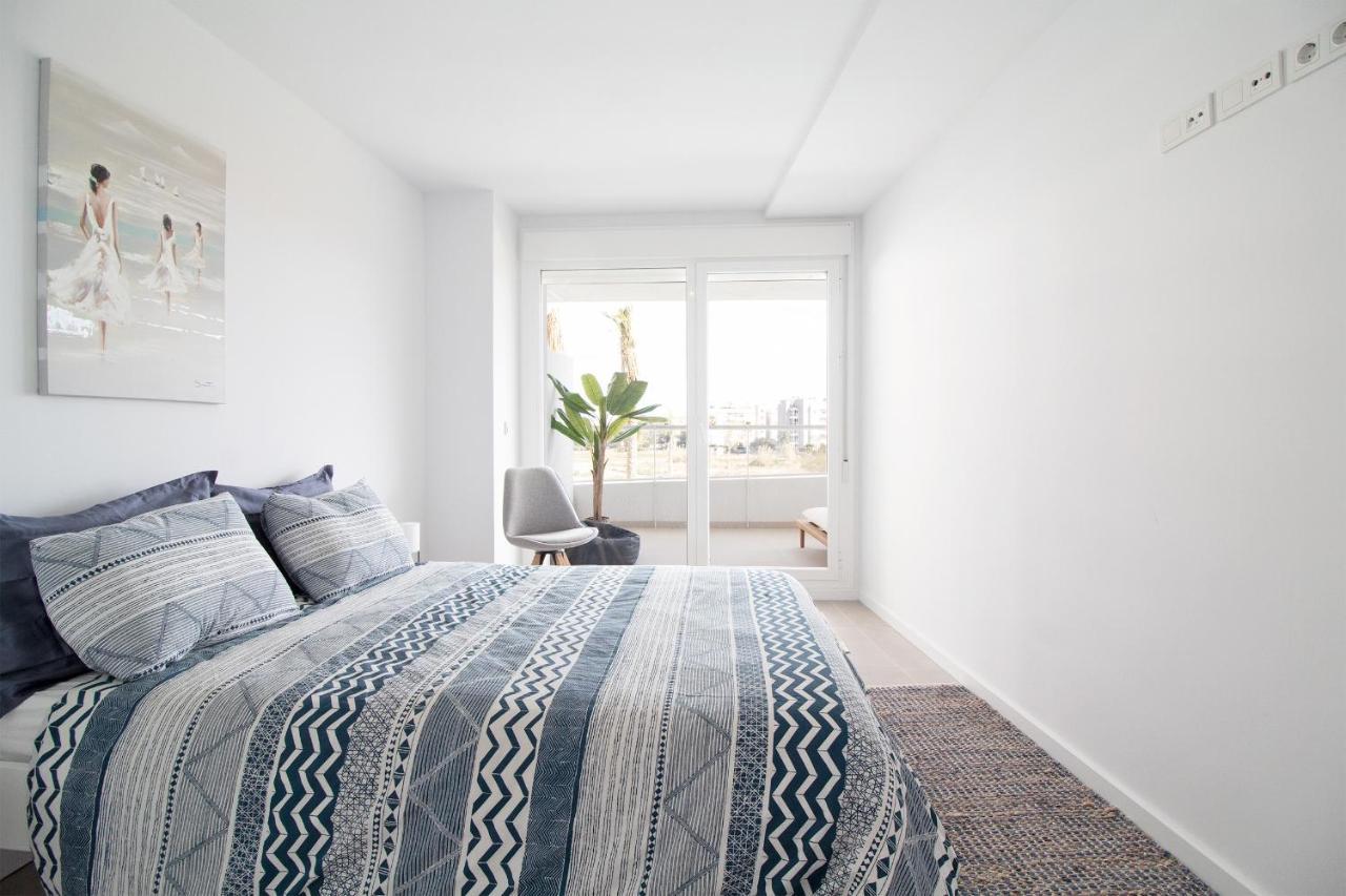 Global Properties, Apartamento Con Terraza Y Vistas A La Piscina En Gran Canet Canet d'En Berenguer Buitenkant foto