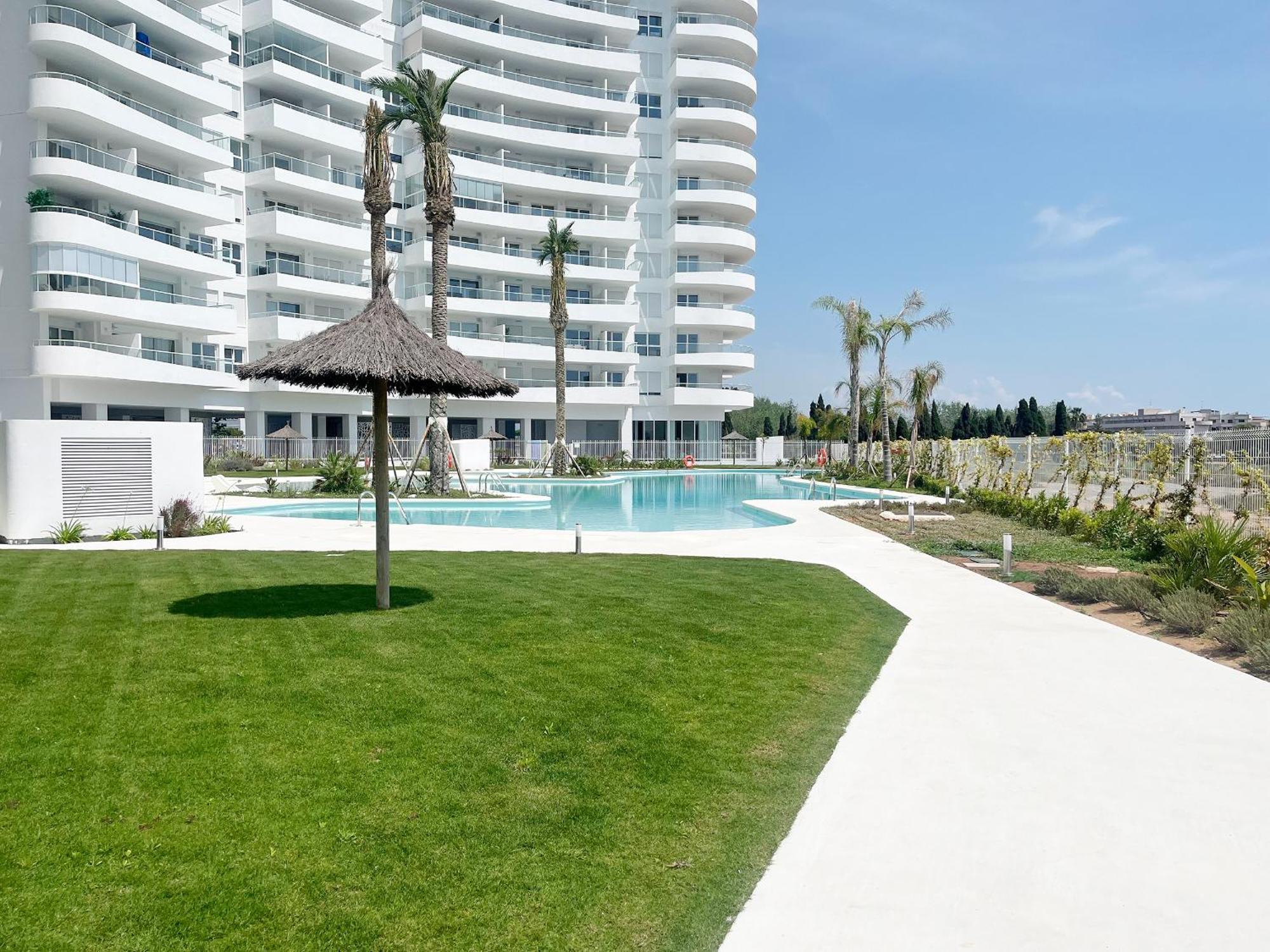 Global Properties, Apartamento Con Terraza Y Vistas A La Piscina En Gran Canet Canet d'En Berenguer Buitenkant foto