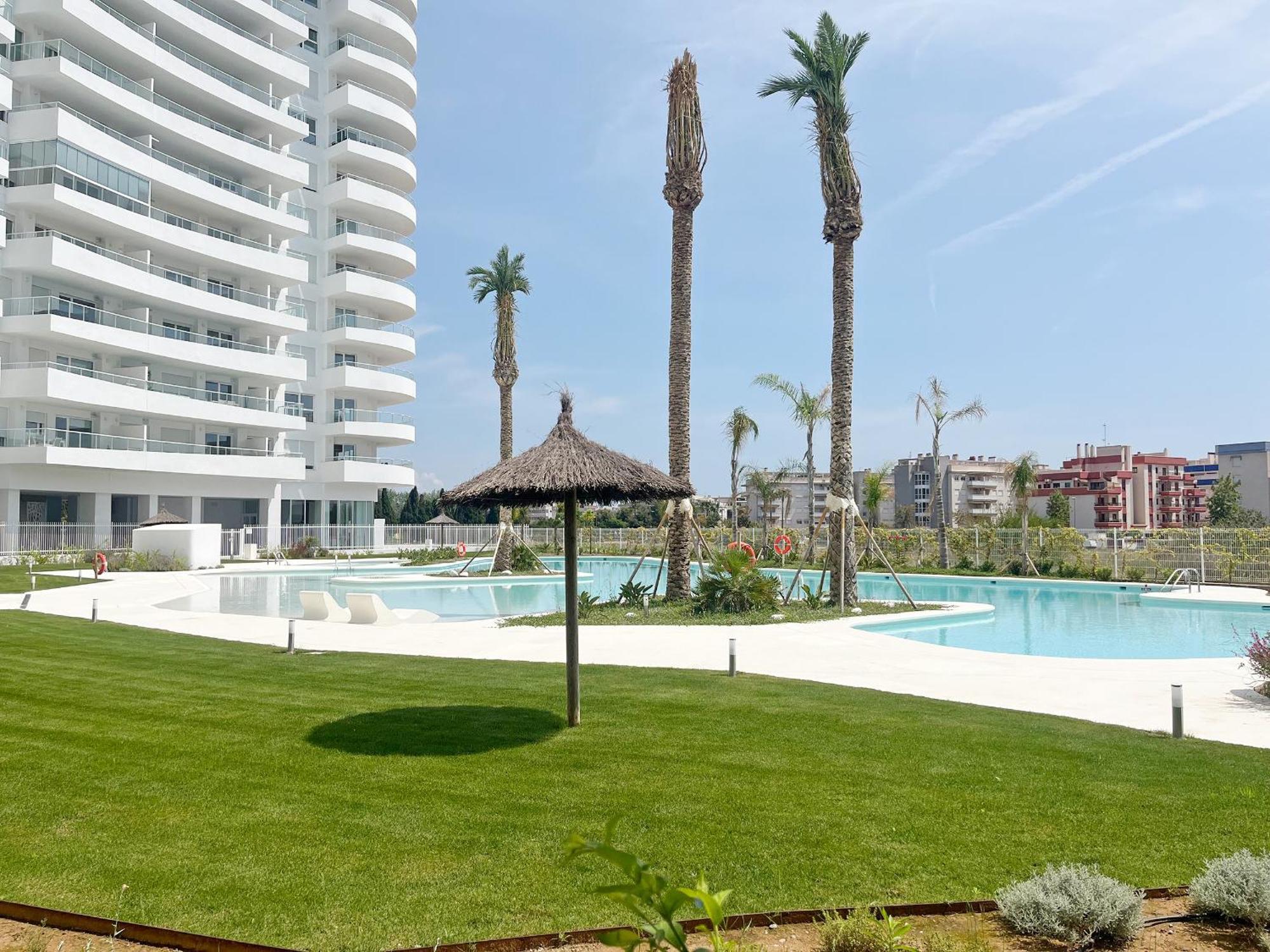 Global Properties, Apartamento Con Terraza Y Vistas A La Piscina En Gran Canet Canet d'En Berenguer Buitenkant foto